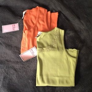Bundle of 2 tanks NWT